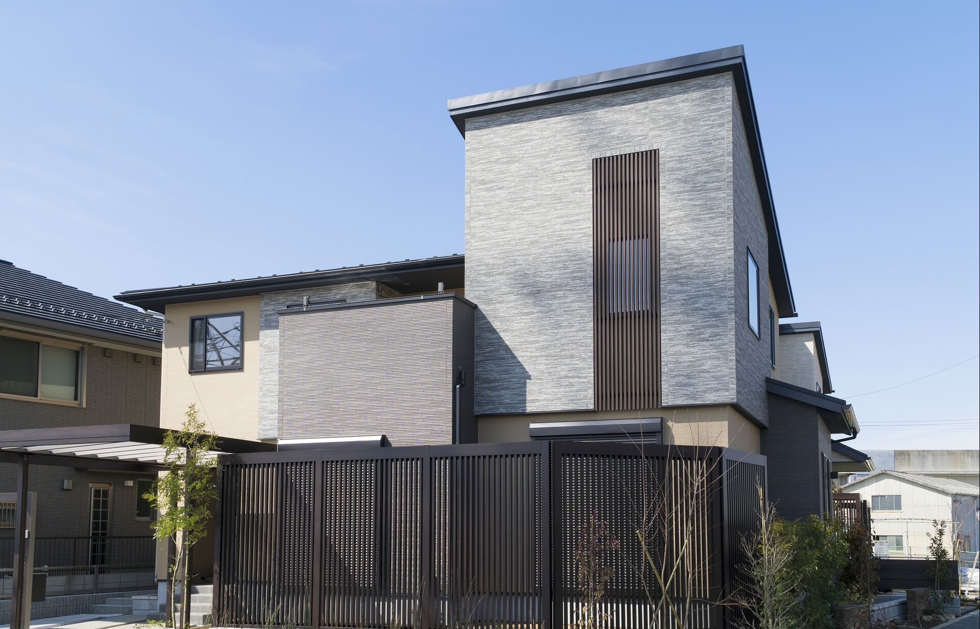 働きやすい会社をお探しの場合や建築業界に興味をお持ちの場合に